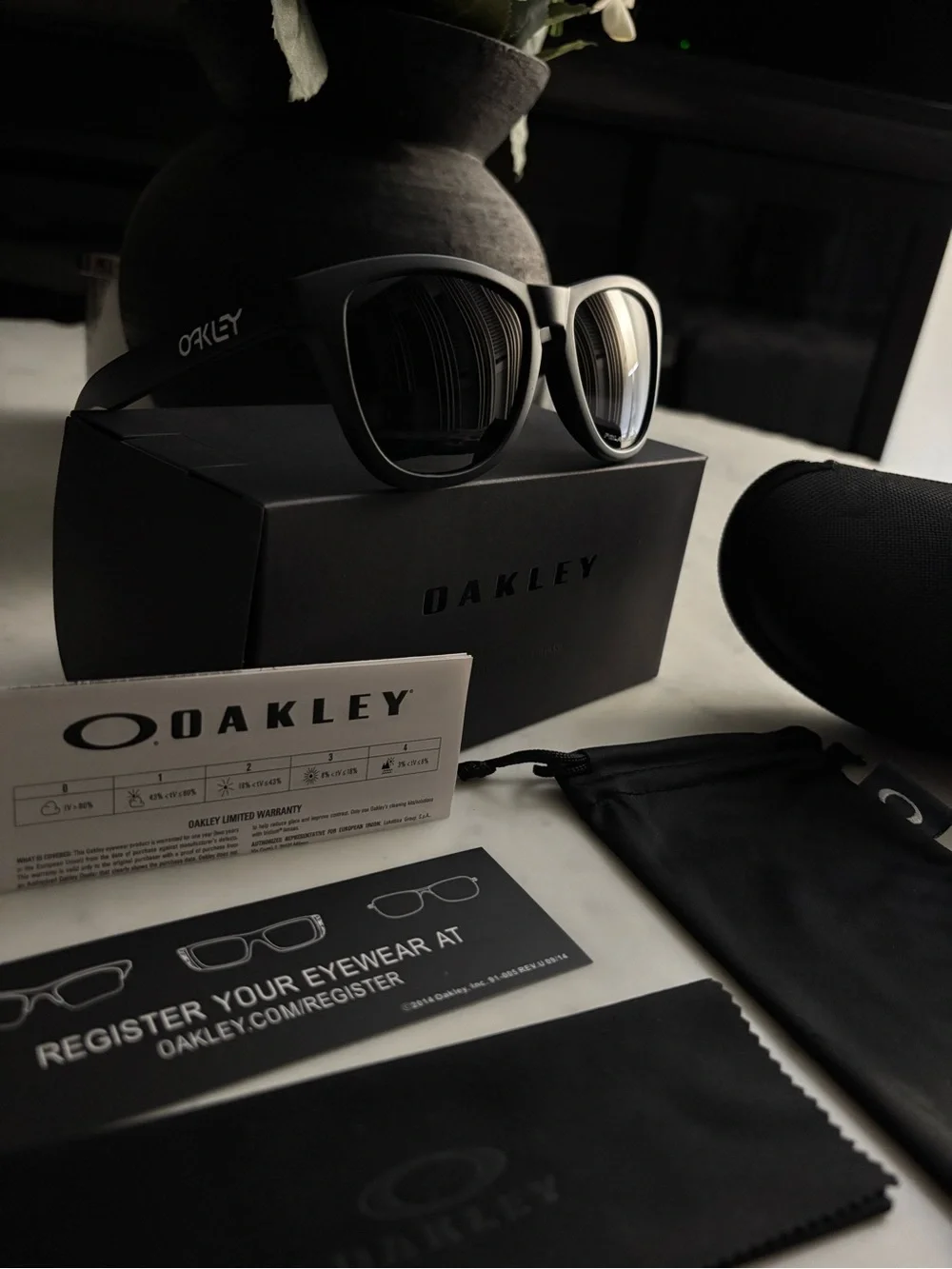 Oakley frogskins Sunglasses